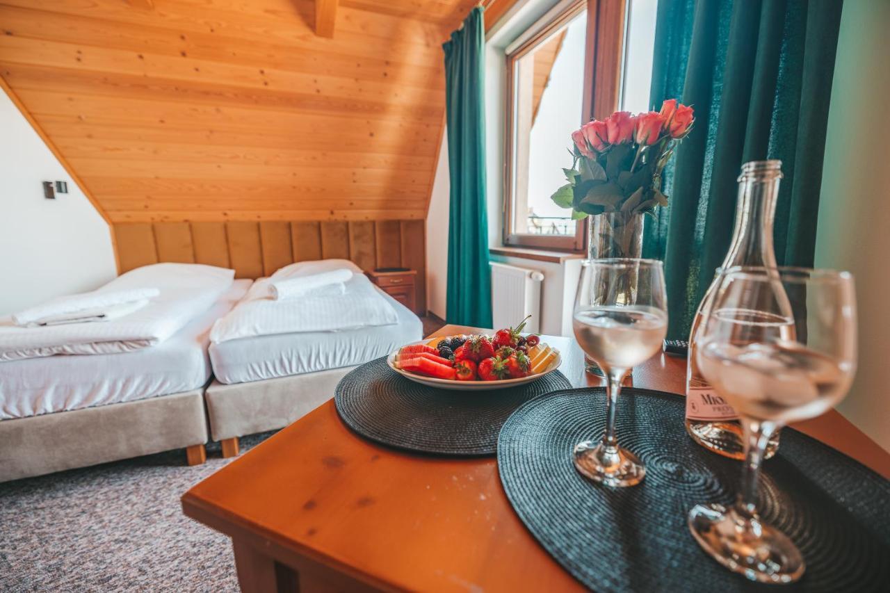 Pokoje Goscinne U Semlow Bańska Esterno foto